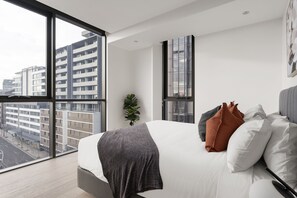 Fer et planche à repasser, Wi-Fi gratuit, draps fournis