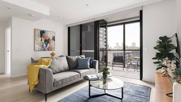 One Bedroom Apartment With Study | Iron/ironing board, free WiFi, bed sheets