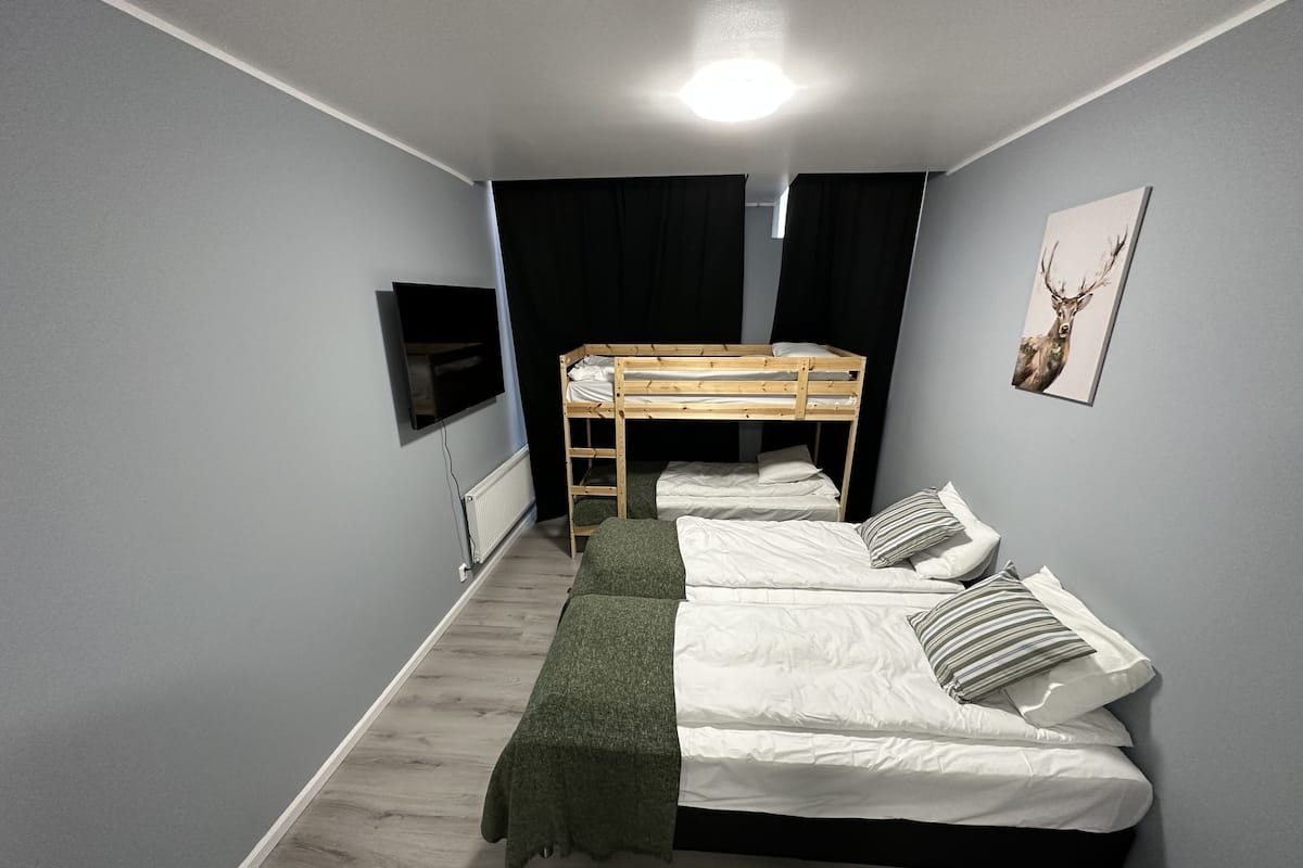Family Studio | WiFi (free), bed sheets