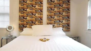 2 bedrooms, desk, iron/ironing board, free WiFi