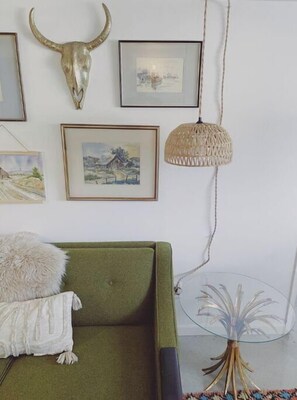 Interior - Heart of Highland Park (Los Angeles)