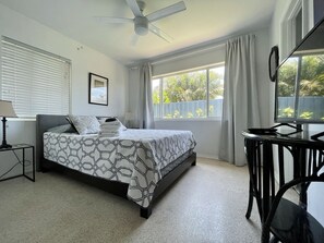 3 habitaciones, tabla de planchar con plancha, wifi y ropa de cama 