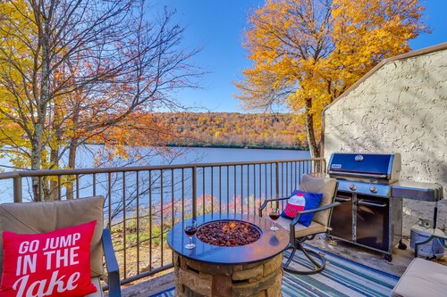 Game Room & BBQ: Waterfront Lake Harmony Condo!
