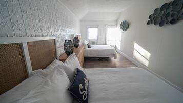 2 bedrooms, desk, iron/ironing board, travel cot