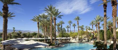 Piscine extérieure, piscine chauffée