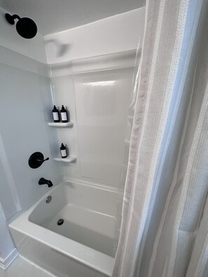 Shower, hair dryer, towels, soap - Entire Residential home (Darien)