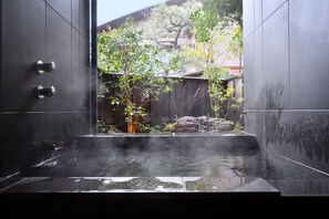 Japanese Style Twin Bed Room with Onsen (No smoking) | Bathroom | Separate tub and shower, spring water tub, rainfall showerhead - oninosumika (Izu)