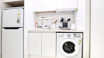 Standard Double Room | Private kitchen