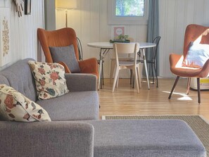 Småhus – signature, 3 soverom | Oppholdsområde | Smart-TV, peis og strømmetjenester