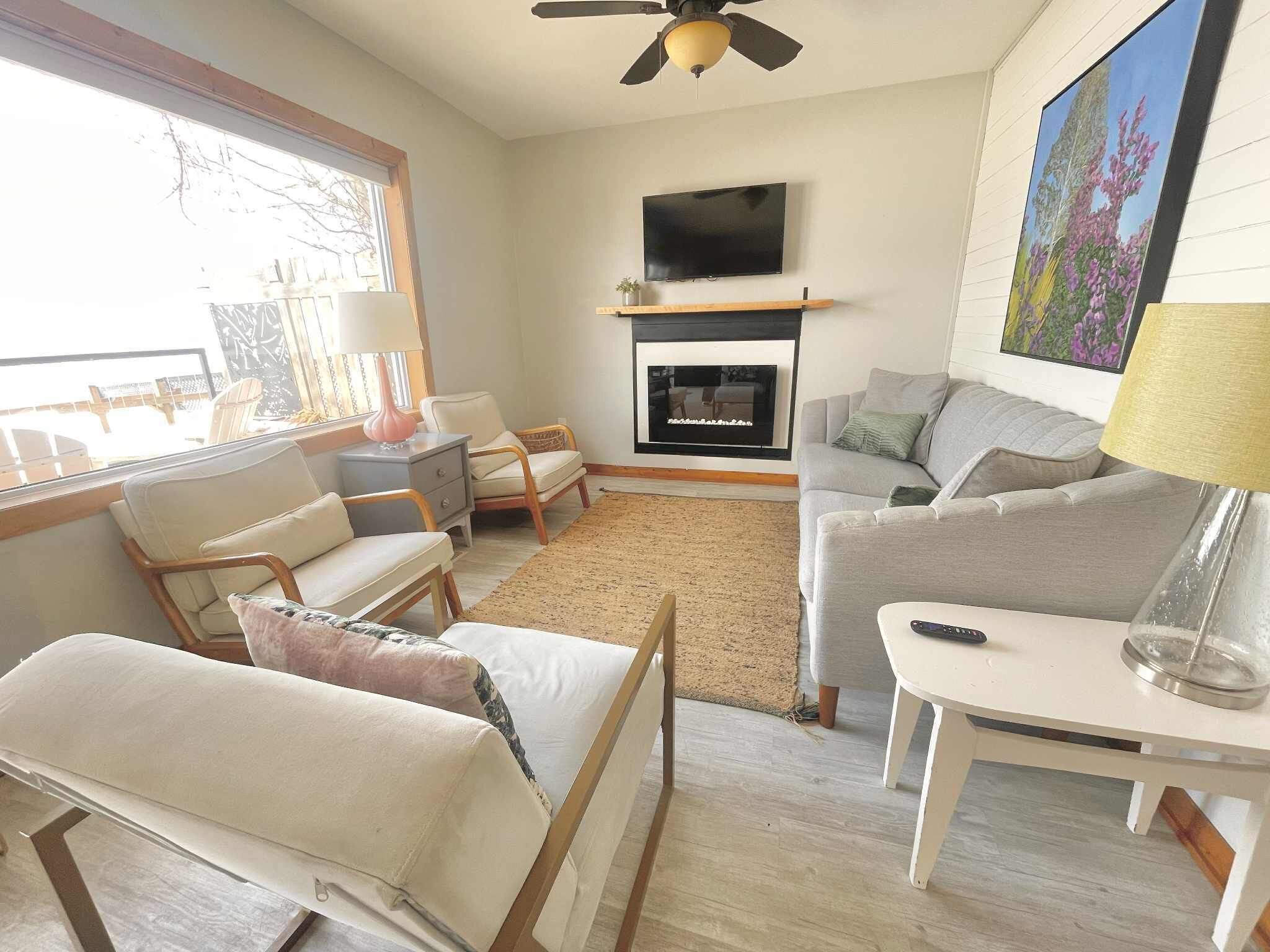 Corrine (Beachside/Cottage 2) | Living area | Smart TV, fireplace, streaming services