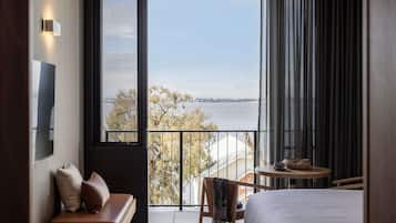 In-room safe, desk, laptop workspace, iron/ironing board