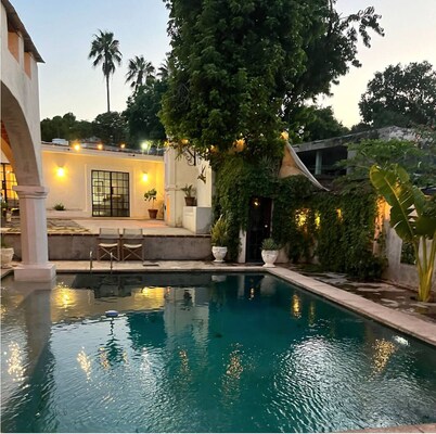 Casa de Flaco- Beautiful indoor outdoor living experience in the heart of Alamos