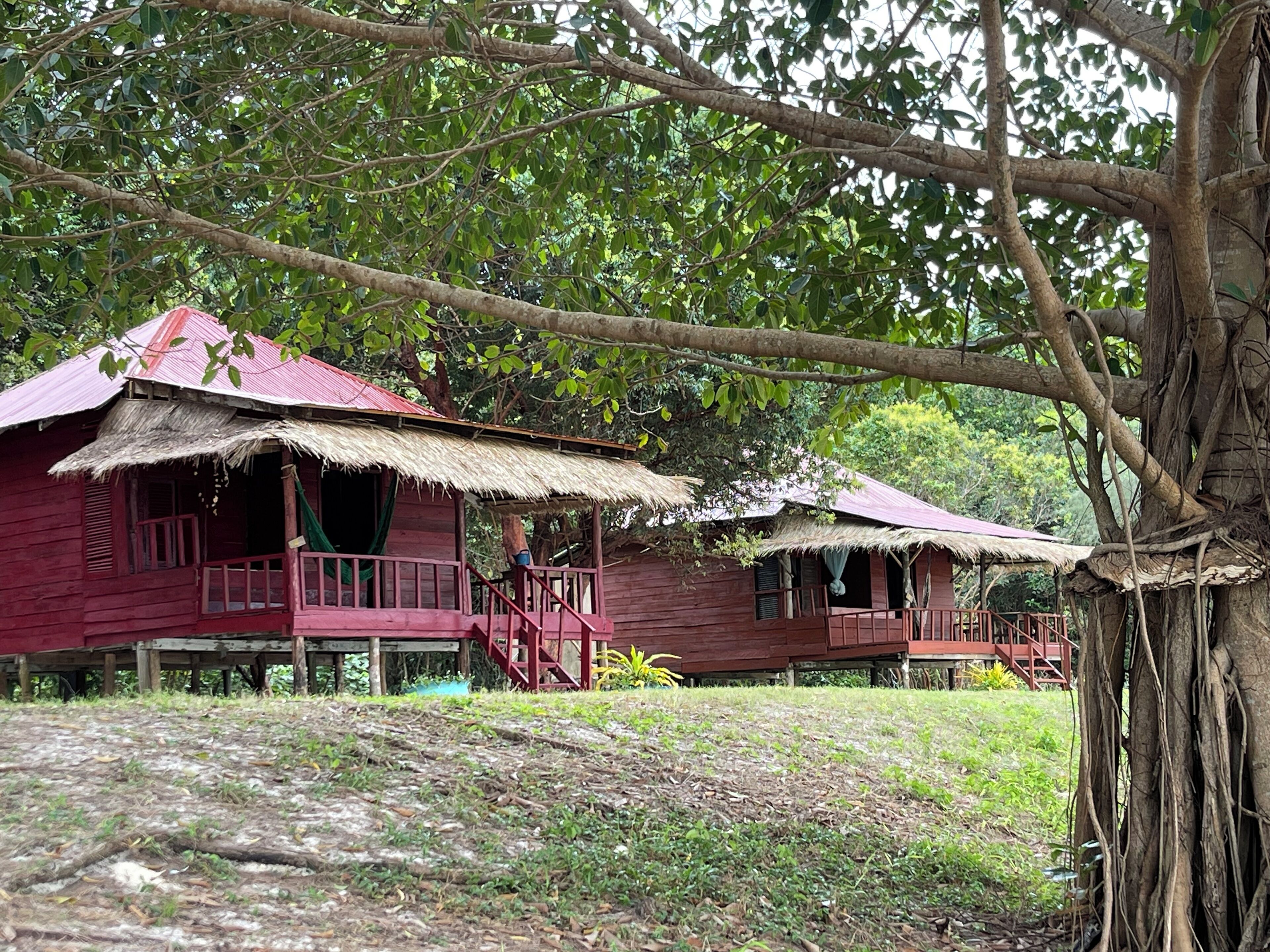 Cabaña básica, 1 habitación, para no fumadores, vista al océano | Área de sala de estar