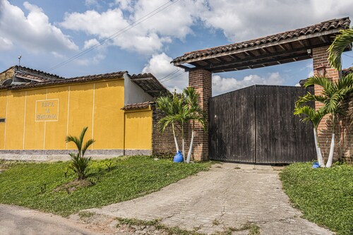 Typical and Modern Lodging in the Coffee Triangle