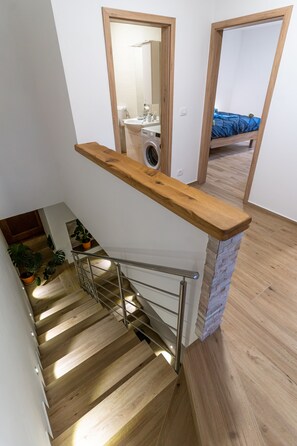 Interior - 2 Bed, Sleeps 4, Free Parking and winery (Ajdovscina)