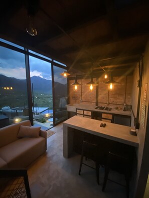 Comfort-Ferienhütte | Eigene Küche | Mini-Kühlschrank, Espressomaschine