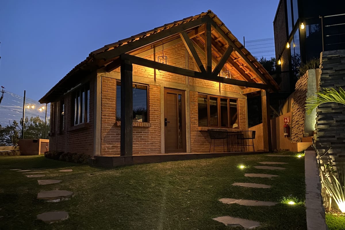 Family Cabin | Gebar bulu kapas, bar mini, dilengkapkan perabot secara berasingan