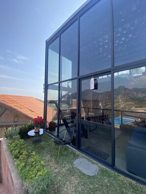 Comfort Cabin | 1 bedroom, down comforters, minibar, individually furnished