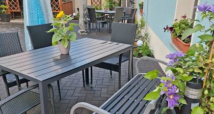 Ferienwohnung "Blumen" mit Terrassen und WLAN