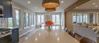 Mountain Mama- Amazing Views! + Hot Tub!