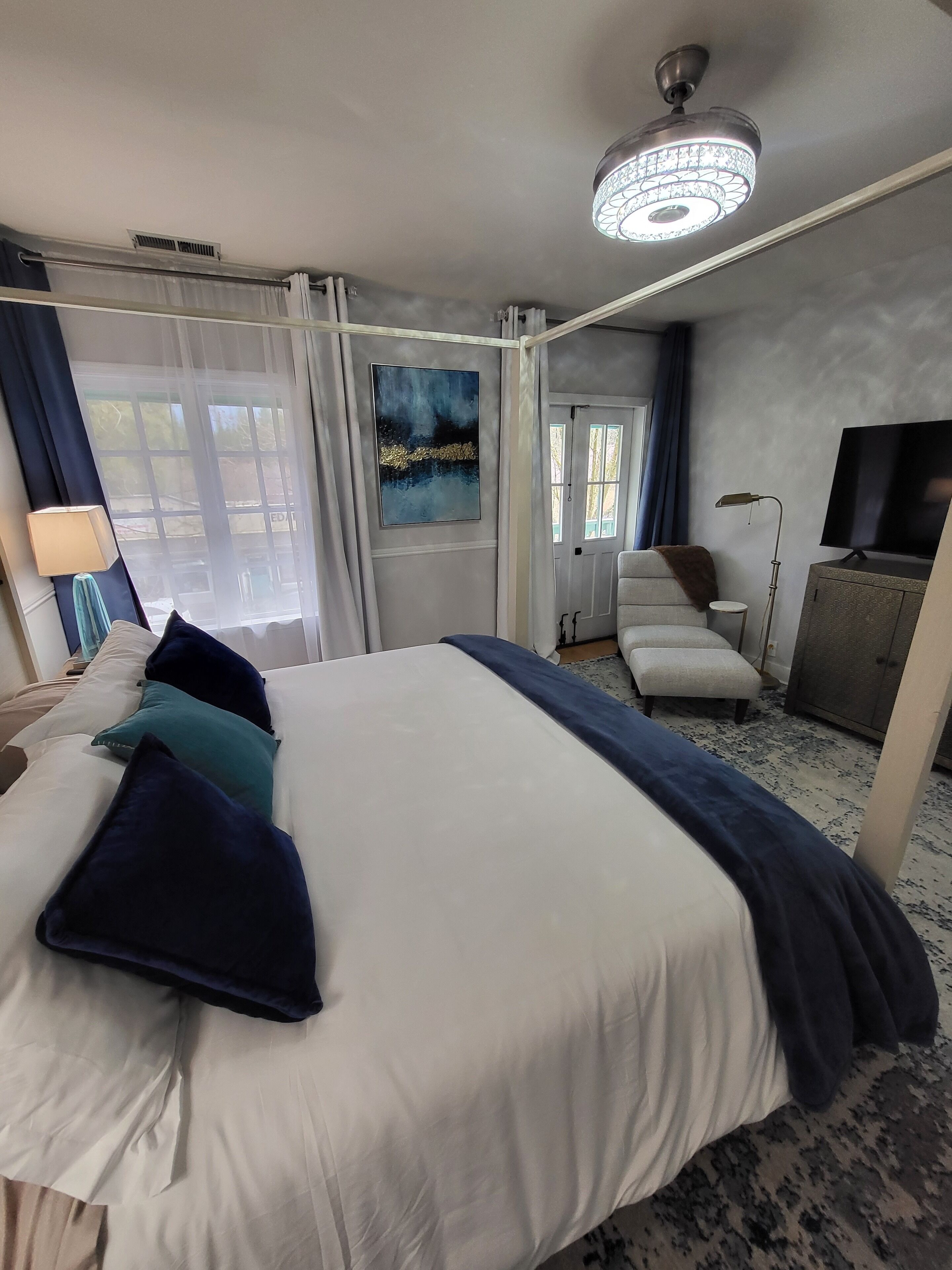 2 soverom, strykejern/-brett, wi-fi og sengetøy