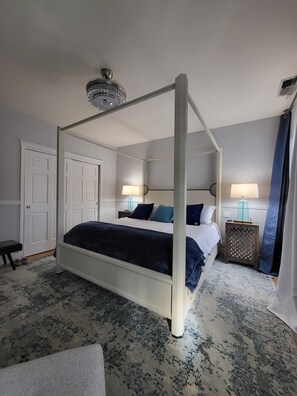 2 soverom, strykejern/-brett, wi-fi og sengetøy