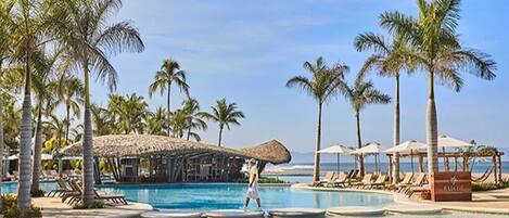 Outdoor pool, a heated pool