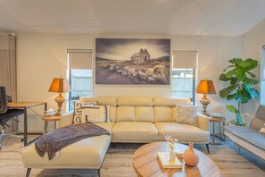 Smart TV, table football, books, stereo