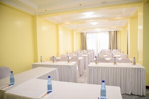 Meeting facility - La Beila Hotel Meru (Meru)