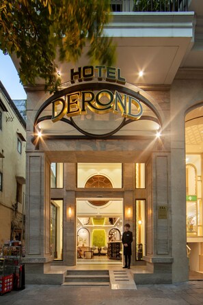 Fachada de la propiedad