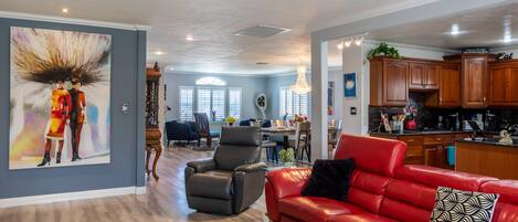 Smart TV, fireplace, books, stereo