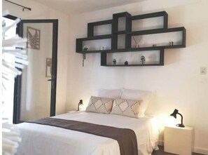 4 bedrooms, iron/ironing board, travel cot, free WiFi