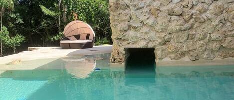 Innenpool, Außenpool