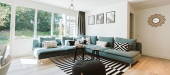 Modern Holiday Home With Spacious Garden and Terrace Suitable for 5 People