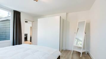 House | 3 bedrooms, individually furnished, bed sheets