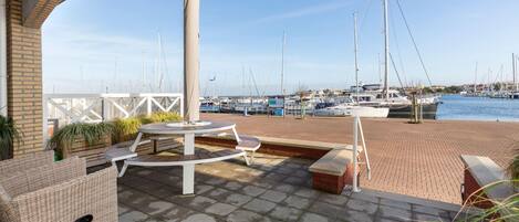 Apartment | Exterior