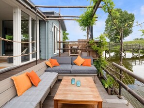 House | Exterior - Idyllic Holiday Home in Ooltgensplaat With Private Terrace (Ooltgensplaat)