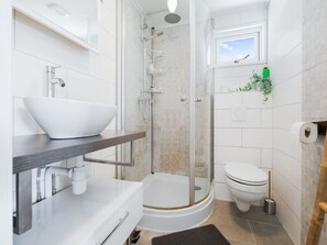 House | Bathroom - Idyllic Holiday Home in Ooltgensplaat With Private Terrace (Ooltgensplaat)