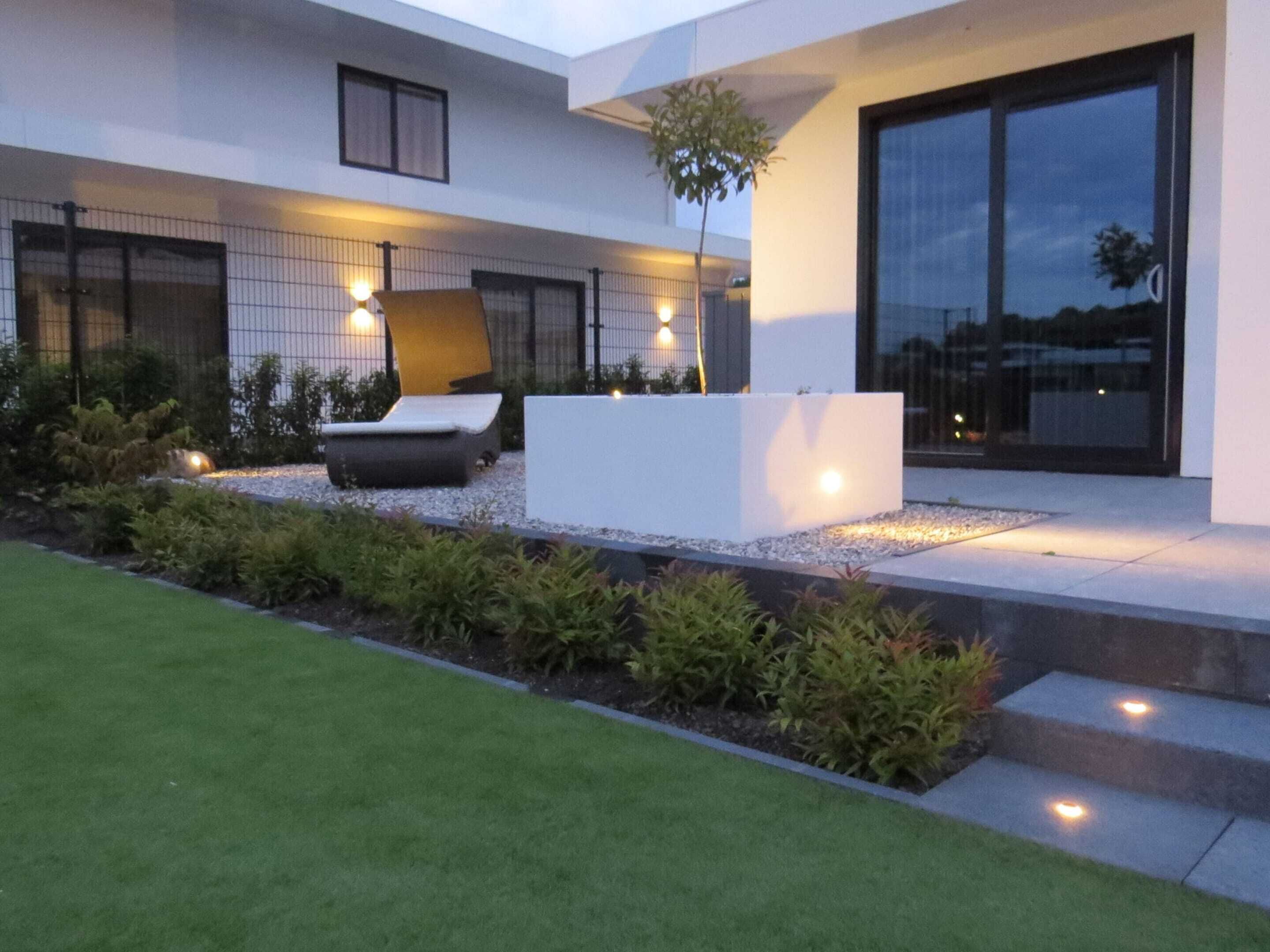 المنشأة من الخارج