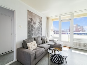 Apartment | Living room - Apartment Near North Sea and Lighthouse (Egmond aan Zee)