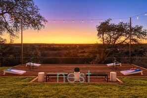 Property grounds - ***NEW*** INFINITY POOL | HOT TUB | Views | Pool Table | Fire Pit | 16 Queen Beds (Austin)