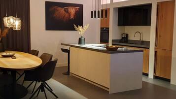 Villa | Dining