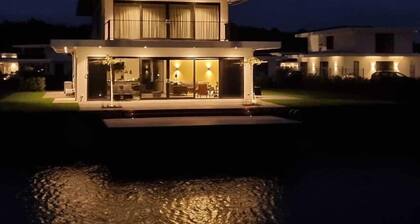 Waterfront Villa, Forest & Golf Club