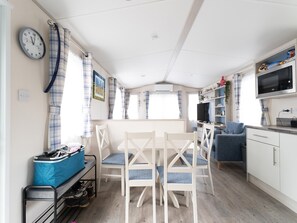 Dining - Chalet in Renesse Near Sandy Beaches (Renesse)