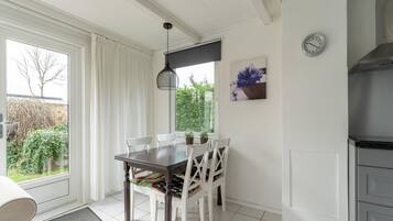 House | Dining