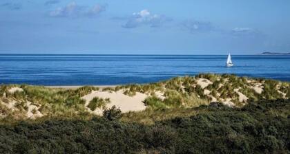 Holiday Home in Vrouwenpolder Near Beach