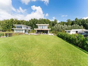 View from property - Luxury Water Villa in Harderwold With Jetty (Zeewolde)