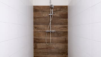 Apartment | Bathroom