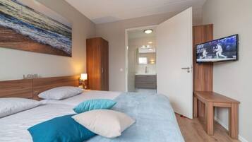 House | 4 bedrooms, individually furnished, bed sheets