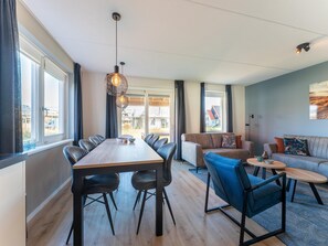 House | Dining